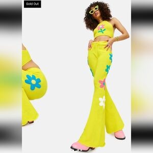 dELiA*s by Dolls Kill Summer Bummer Babe Daisy Crochet Flare Pants Size Medium